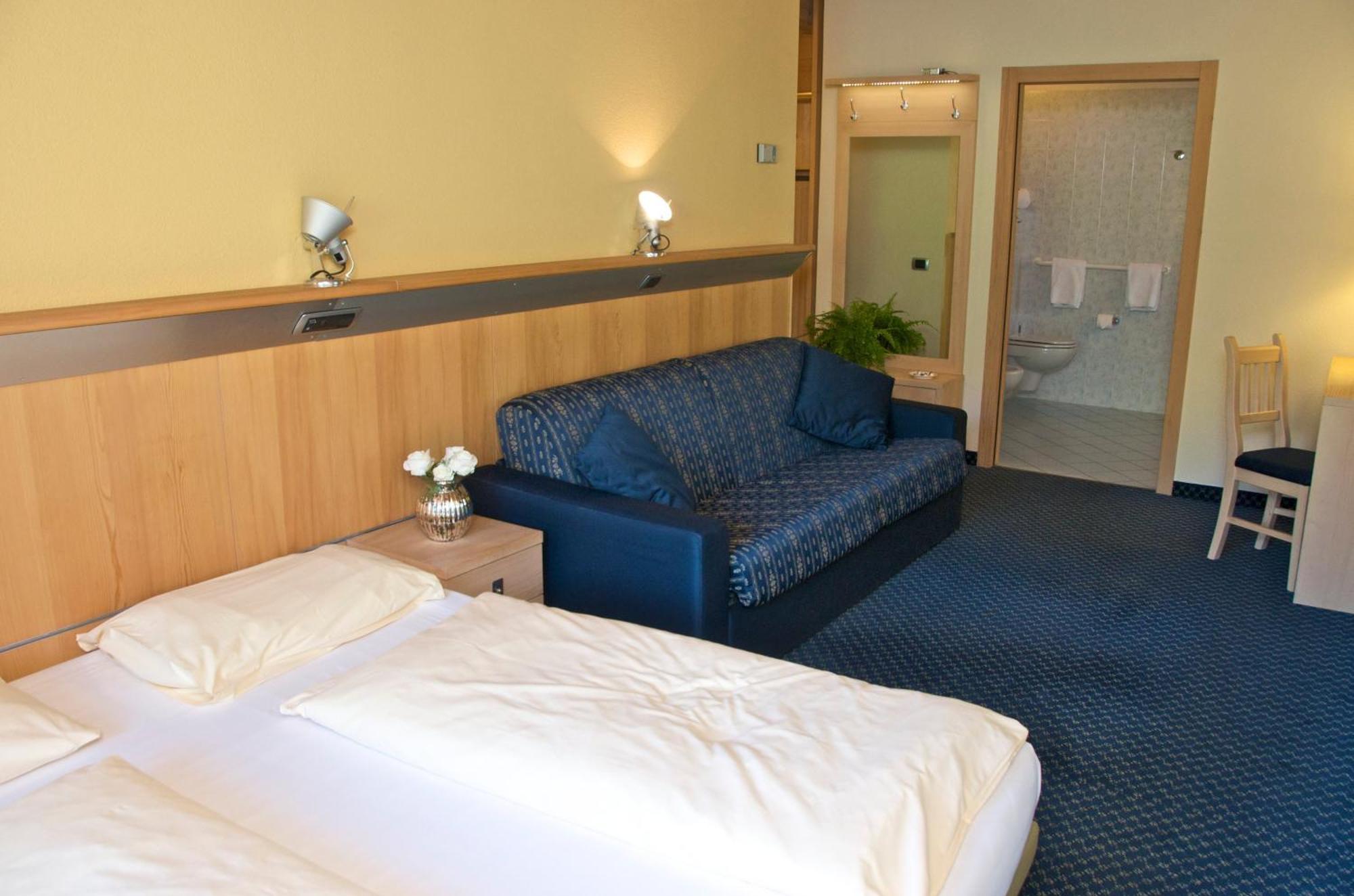 Hotel Alexander Charme 4*