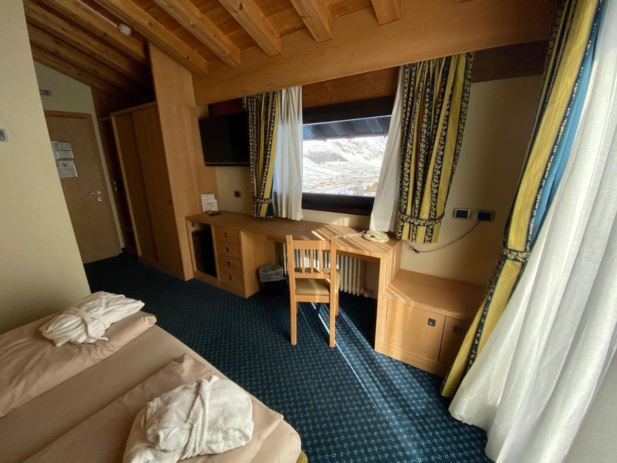 Hotel Alexander Charme 4*
