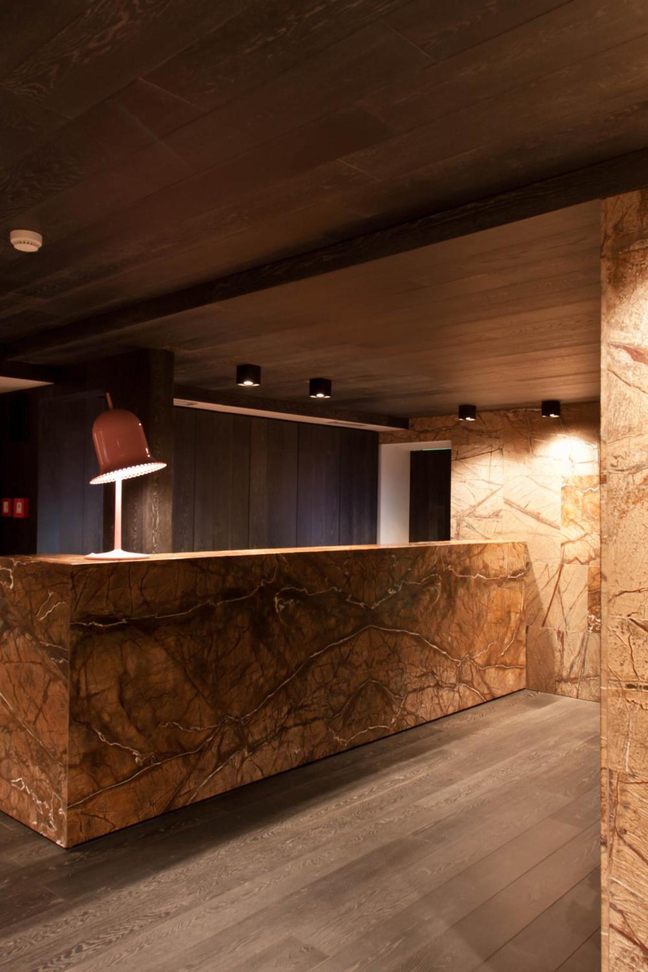 Hotel Alexander Charme